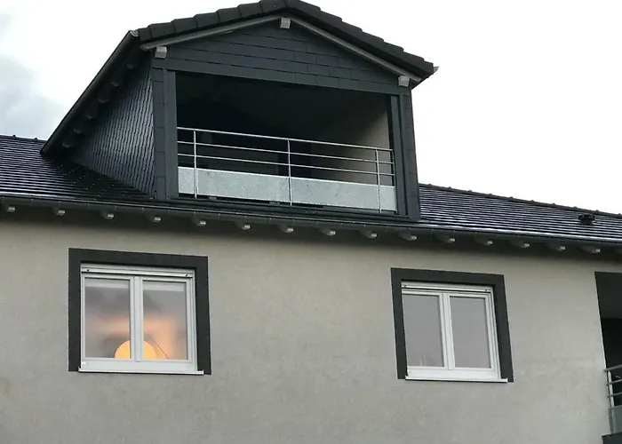 Standing A Valmont * Macheren