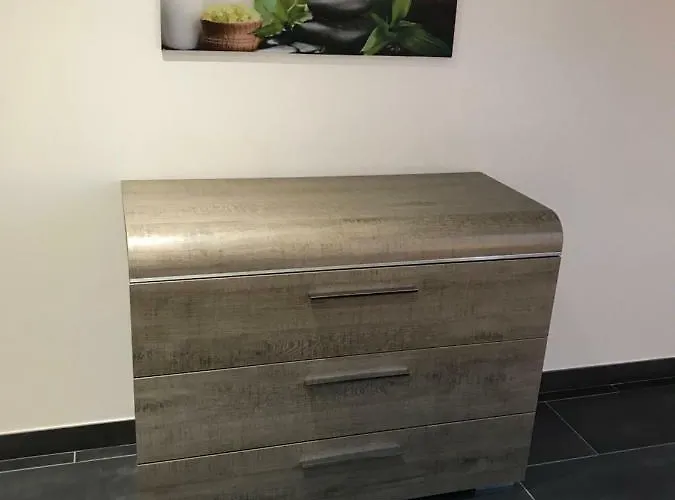 Standing A Valmont * Macheren